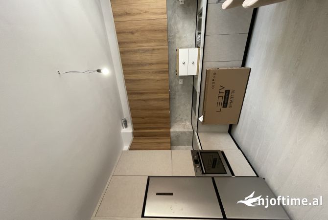 Shtepi me qera 2+1 ne Tirane - 650 Euro