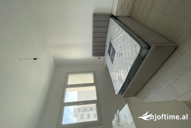 Shtepi me qera 2+1 ne Tirane - 700 Euro