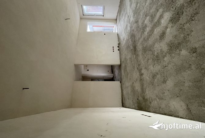 Shtepi ne shitje 2+1 ne Tirane - 320,000 Euro