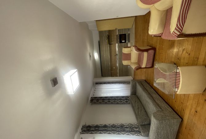 Shtepi me qera 2+1 ne Tirane - 400 Euro