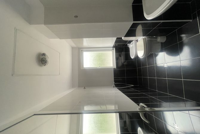 Shtepi me qera Apartament ne Tirane, 2+1, Mobilimi Pjeserisht e mobiluar, Pagesa 400  Euro.