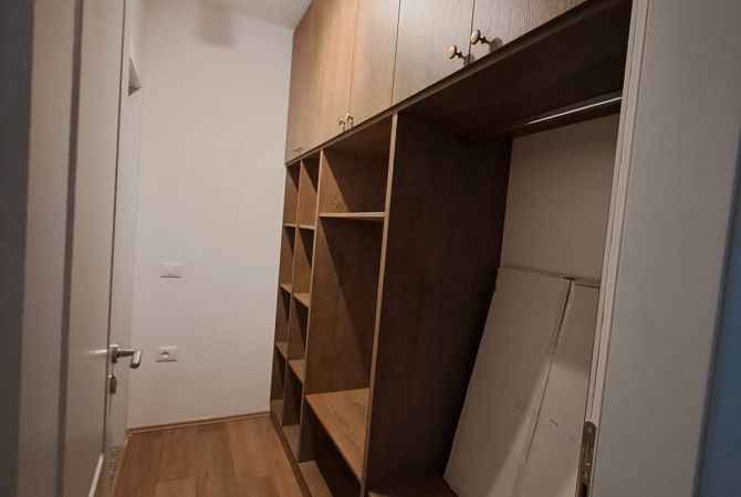 Shtepi me qera 2+1 ne Tirane - 550 Euro