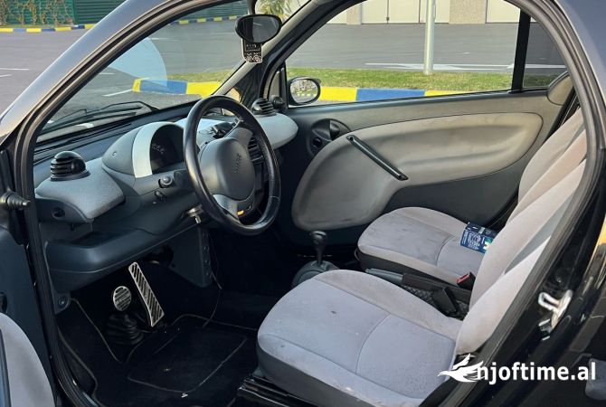 Makina ne shitje  ne Durres - 2,700 Euro