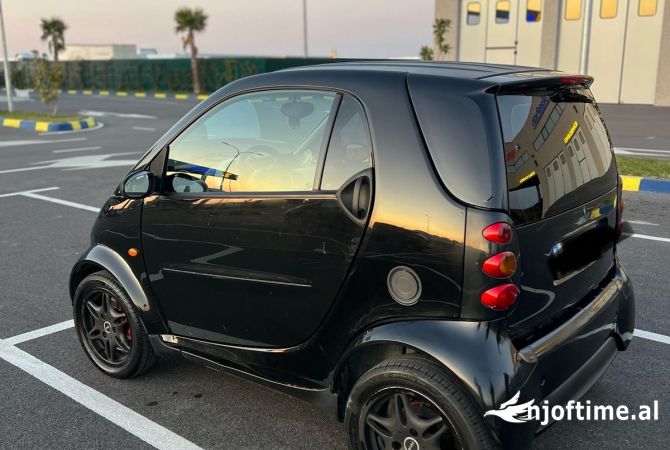 Makina ne shitje ne Durres, Smart, 2005 Benzine,Kambio Automatik Pagesa 2,700  Euro.