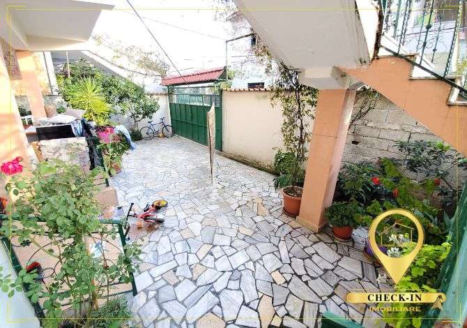 Shtepi ne shitje 5+1 ne Tirane - 230,000 Euro