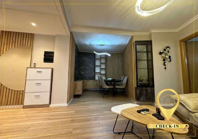 Shtepi me qera 2+1 ne Tirane - 1,000 Euro