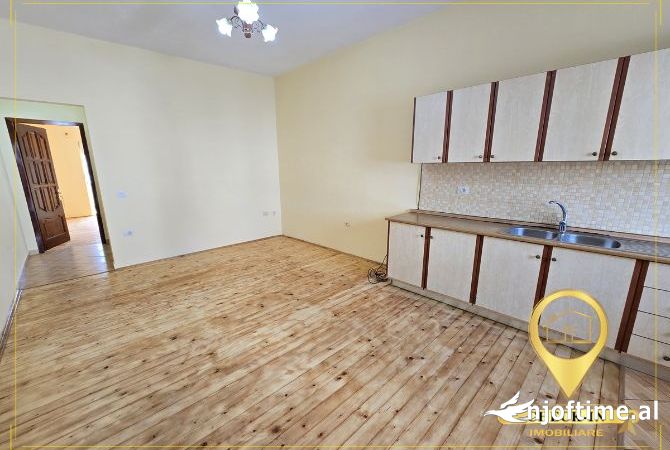 Casa in affitto 1+1 a Tirana - 350 Euro