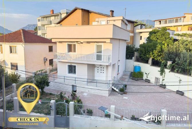 Shtepi me qera 2+1 ne Tirane - 1,100 Euro