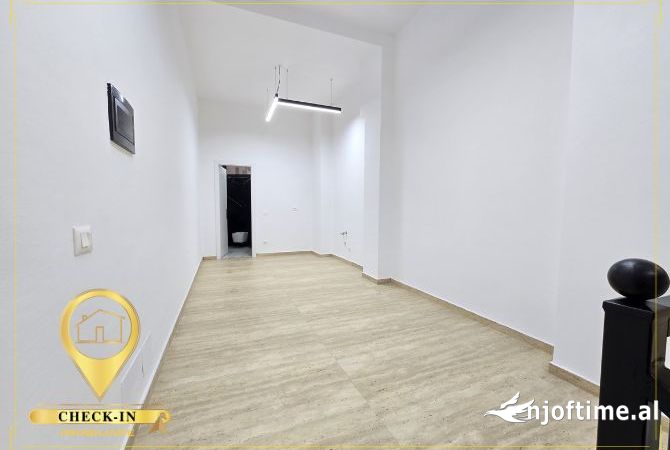 Ambient biznesi me qera 1+1 ne Tirane - 1,000 Euro