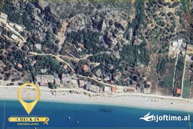 Truall ose Toke  ne Himare - 350,000 Euro