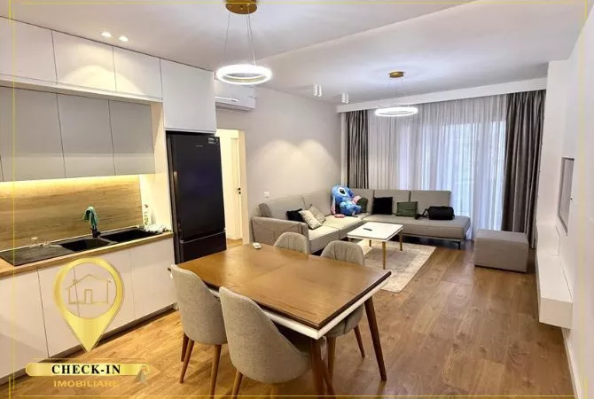 Shtepi me qera 2+1 ne Tirane - 900 Euro