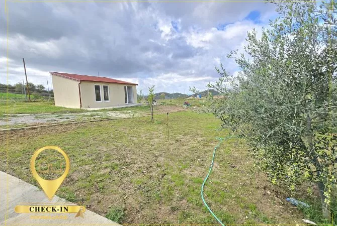 Shtepi me qera 2+1 ne Tirane - 300 Euro