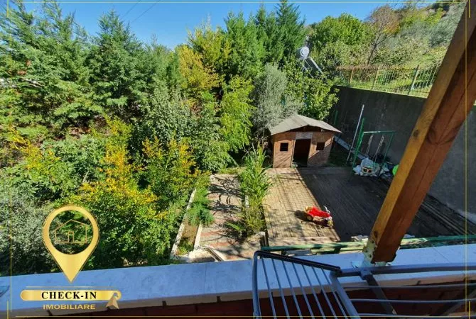 Shtepi ne shitje 7+1 ne Tirane - 350,000 Euro