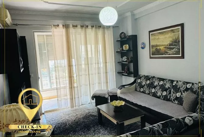 Shtepi me qera 2+1 ne Tirane - 55,000 Leke