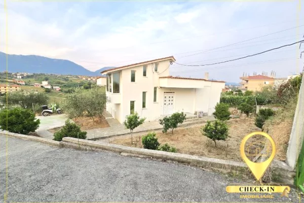 Shtepi me qera 1+1 ne Tirane - 580 Euro