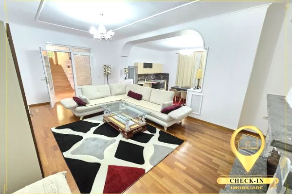 Shtepi me qera Shtepi Private ne Tirane, 1+1, Mobilimi E mobiluar, Pagesa 580  Euro.