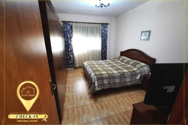 Shtepi ne shitje Apartament ne Tirane, 2+1, Mobilimi E mobiluar, Pagesa 145,000  Euro.