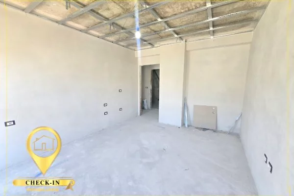 Shtepi ne shitje Apartament ne Tirane, 2+1, Mobilimi Bosh, pa mobiluar, Pagesa 163,000  Euro.