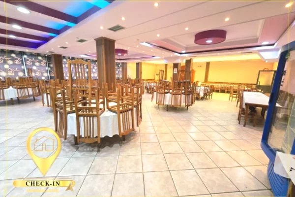 Jepet me qera godine + toke afer Varrezave te Sharres