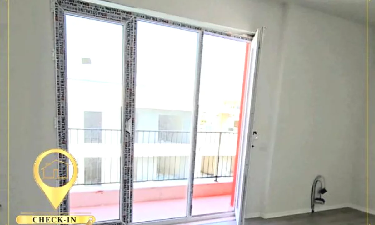 Appartamento in affitto a Tirana 3+1, Vuoto