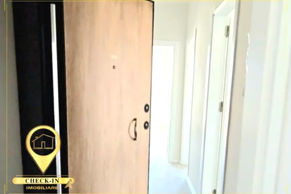 Appartamento in affitto a Tirana 3+1, Vuoto