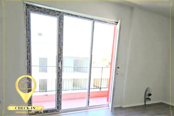 Jepet me qera apartament 3+1+2 tek Univers City