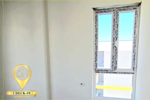 Appartamento in affitto a Tirana 3+1, Vuoto