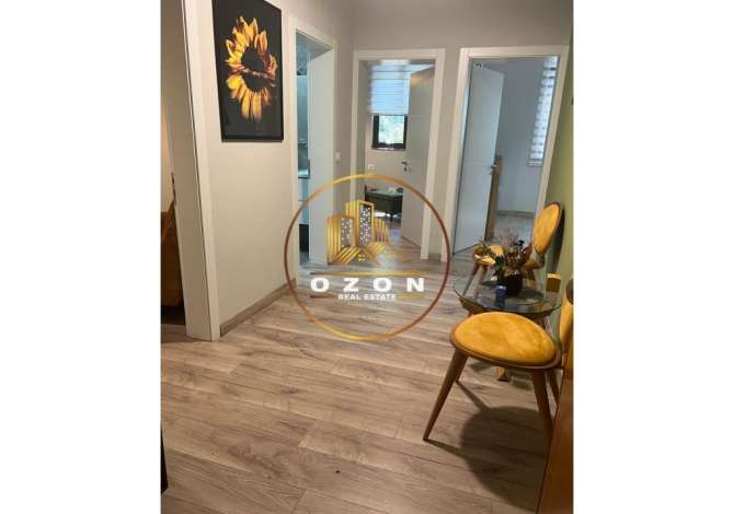 Ambjent Biznesi Me Qira Tek Stadiumi Dinamo!