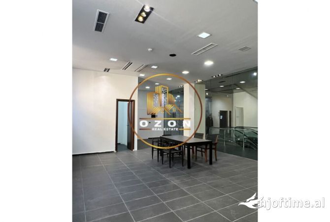 Ambient biznesi me qera 1+1 ne Tirane - 1,200 Euro