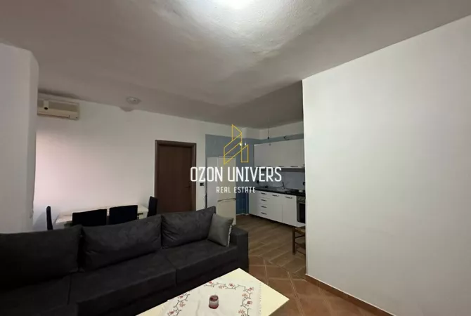 Shtepi me qera 2+1 ne Tirane - 650 Euro