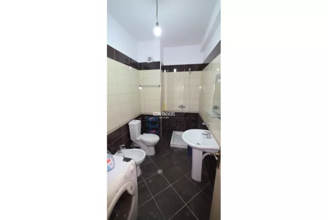 Shtepi me qera Apartament ne Tirane, 2+1, Mobilimi E mobiluar, Pagesa 400  Euro.