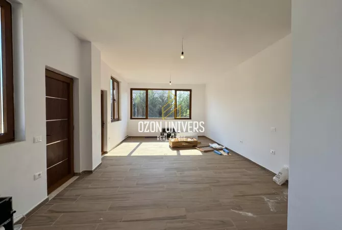 Shtepi me qera 6+1 ne Tirane - 4,500 Euro