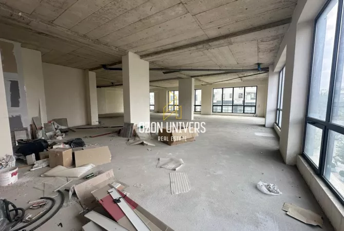 Ambient biznesi me qera 1+1 ne Tirane - 2,500 Euro