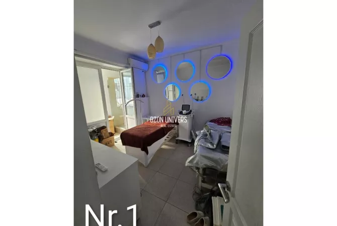 Ambient biznesi me qera 2+1 ne Tirane - 70,000 Leke