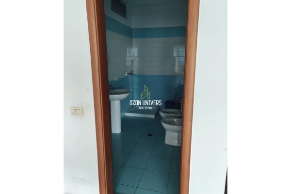 Business Property for Rent 3+1 in Tirana - 350 Euro