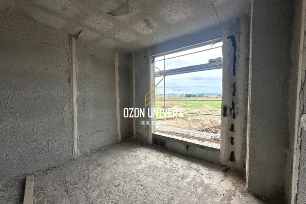 Shtepi ne shitje Apartament ne Kavaje, 2+1, Mobilimi Bosh, pa mobiluar, Pagesa 108,810  Euro.