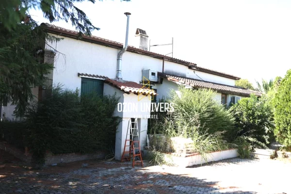 Shtepi ne shitje 6+1 ne Berat - 350,000 Euro