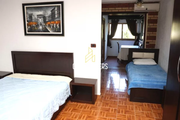 Shtepi ne shitje Duplex(shtepi me 2 kate) ne Berat, 6+1, Mobilimi E mobiluar, Pagesa 350,000  Euro.