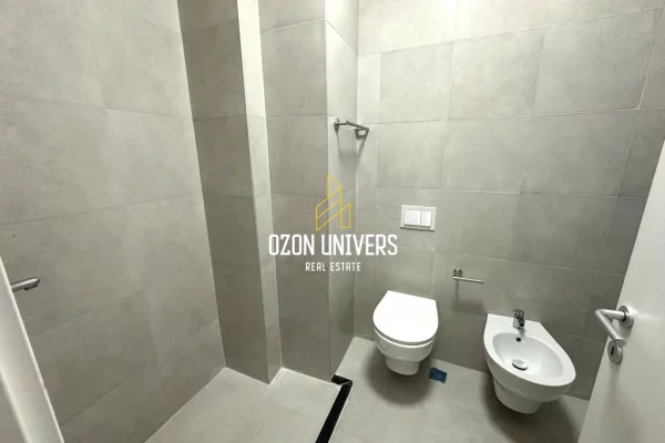 Shtepi me qera Apartament ne Tirane, 2+1, Mobilimi E mobiluar, Pagesa 1,300  Euro.