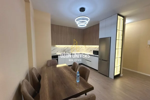 Casa in affitto 2+1 a Tirana - 1,300 Euro