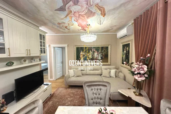 Casa in affitto 2+1 a Tirana - 1,000 Euro