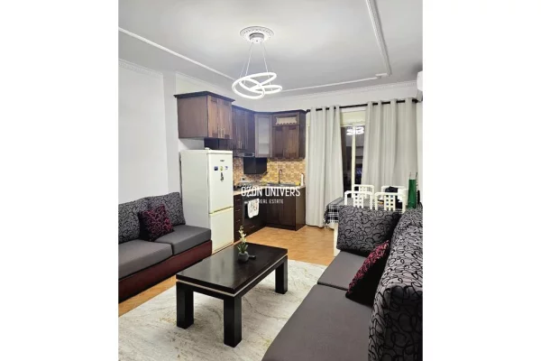 Shtepi me qera 1+1 ne Tirane - 40,000 Leke