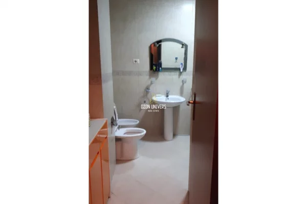 Shtepi me qera Apartament ne Tirane, 1+1, Mobilimi E mobiluar, Pagesa 600  Euro.