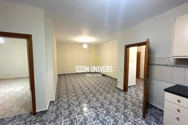Shtepi me qera 3+1 ne Tirane - 700 Euro
