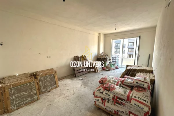 Apartment for sale in Tirana 2+1, Emty