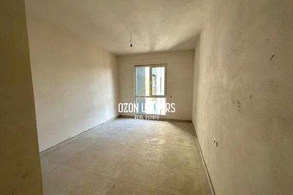 Apartment for sale in Tirana 2+1, Emty