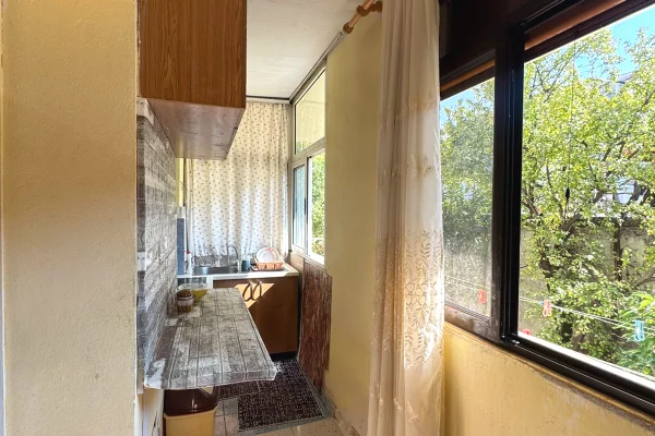 Shtepi me qera 1+1 ne Tirane - 350 Euro
