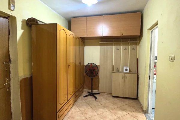 Shtepi me qera 1+1 ne Tirane - 350 Euro