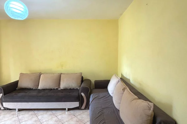 Shtepi me qera 1+1 ne Tirane - 350 Euro