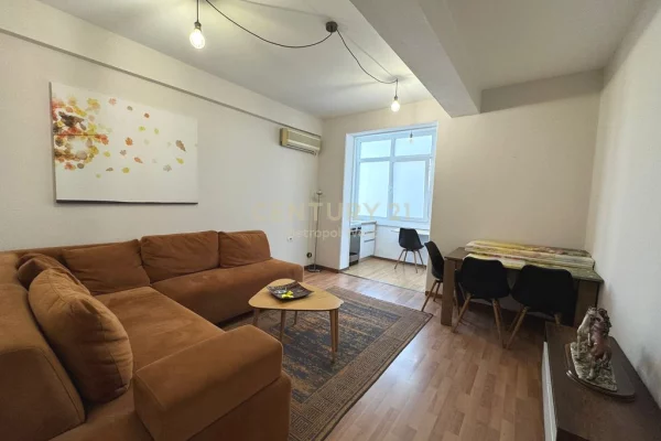 Shtepi ne shitje 1+1 ne Tirane - 210,000 Euro